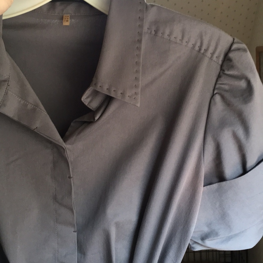 Grey Elie Tahari Shirt Dress. Size 4. - Picture 2 of 4